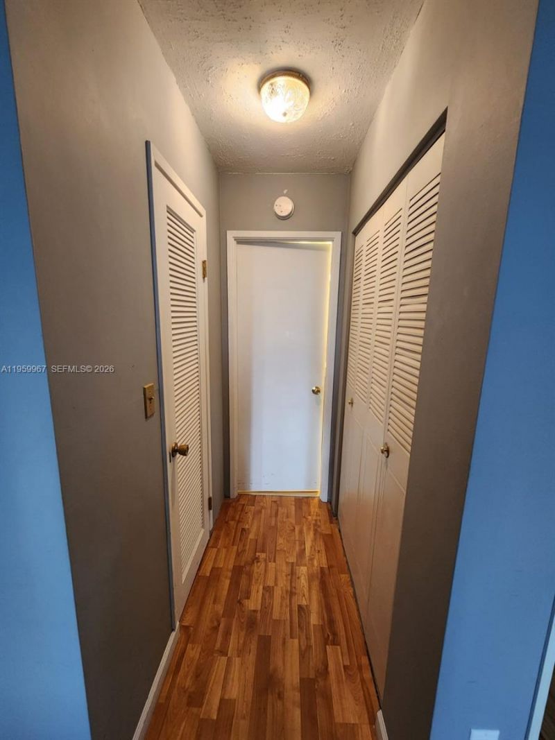 1351 NE Miami Gardens Dr , Unit 501E, Miami, FL 33179 Photo