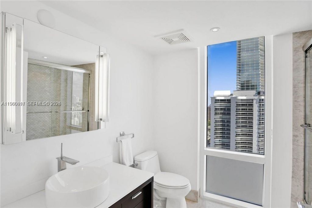 16699 Collins Ave, Unit 2703, Sunny Isles Beach, FL 33160 Photo