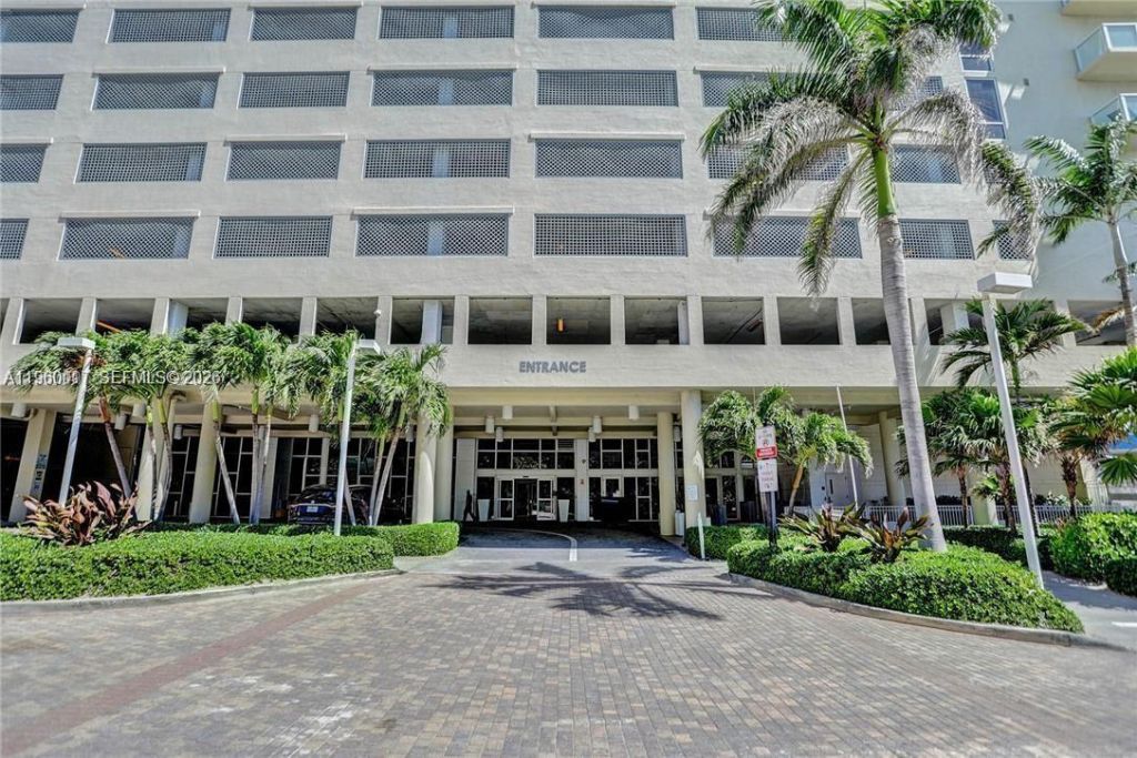 16699 Collins Ave, Unit 2703, Sunny Isles Beach, FL 33160 Photo