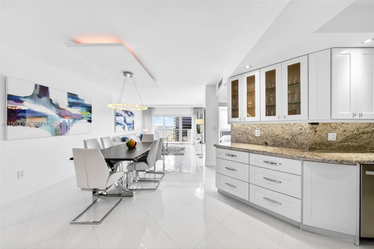 1950 S Ocean Dr, Unit PHN, Hallandale Beach, FL 33009 Photo