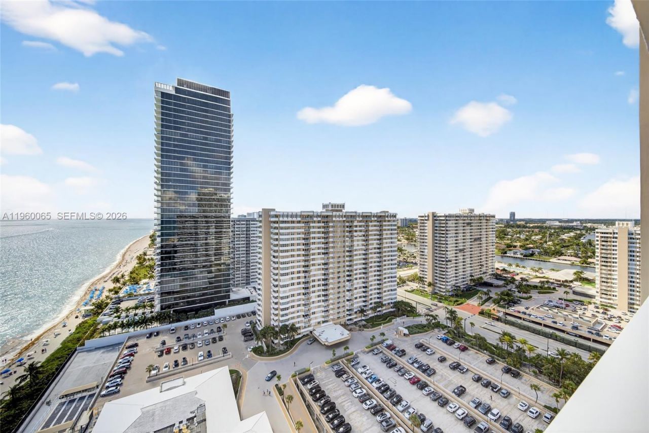 1950 S Ocean Dr, Unit PHN, Hallandale Beach, FL 33009 Photo