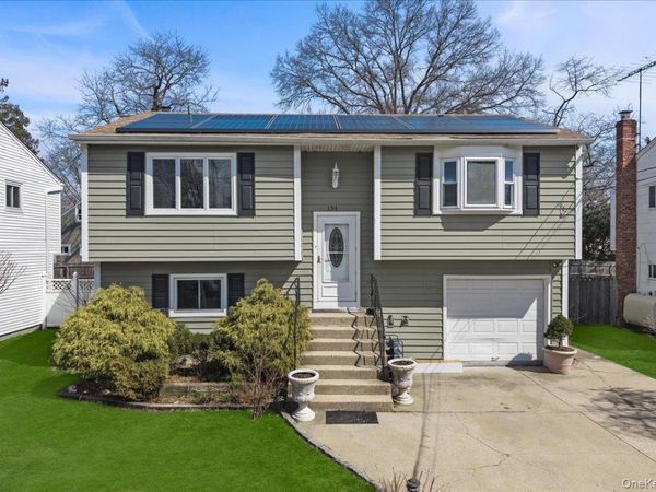 134 11th Avenue, Huntington, NY 11746