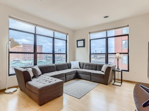 270 4th Street, Unit 402, Saint Paul, MN 55101