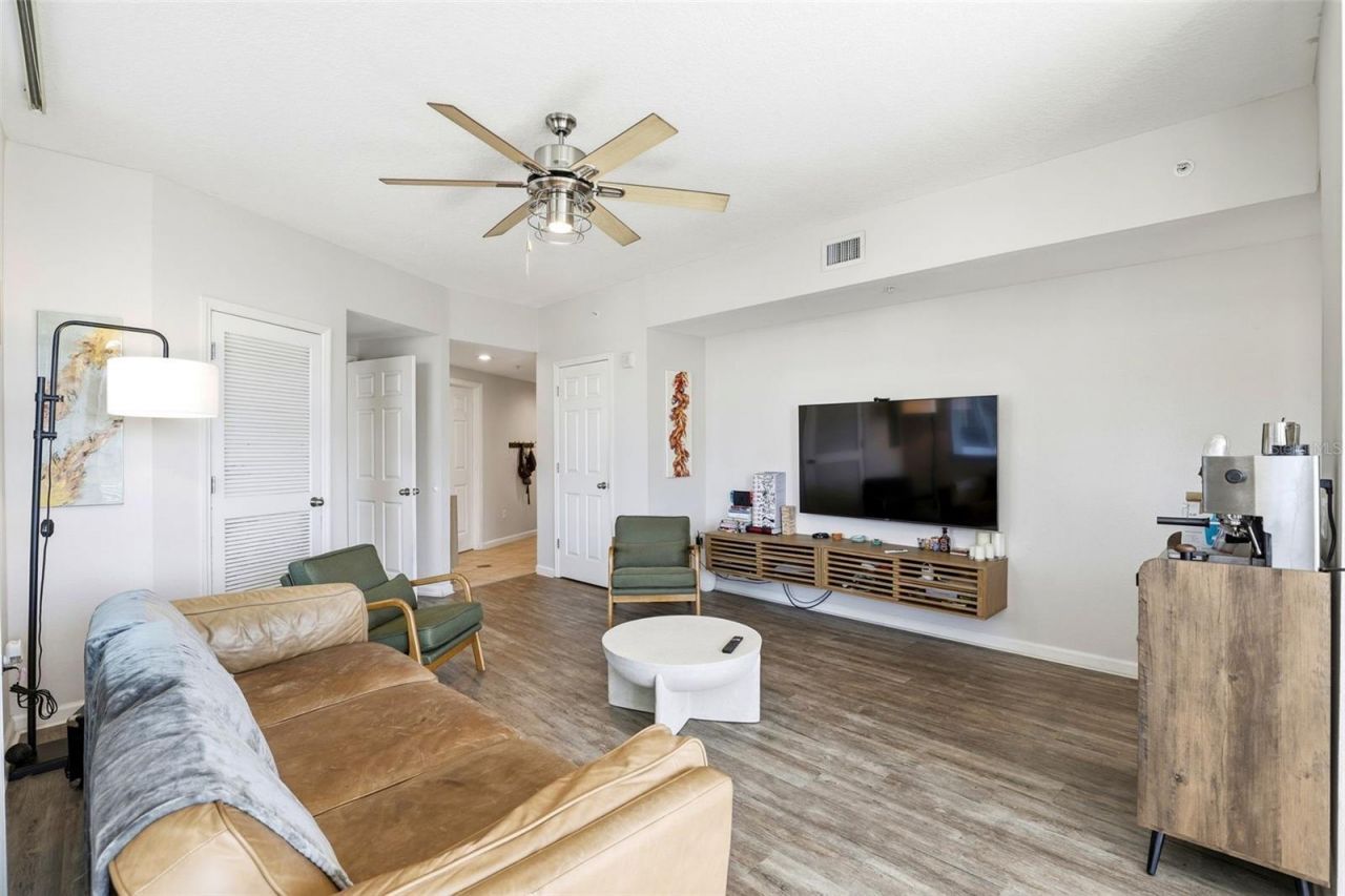 322 E Central Boulevard, Unit 1109, Orlando, FL 32801 Photo