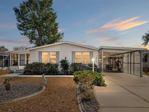 1874 W SCHWARTZ BOULEVARD, THE VILLAGES, FL 32159