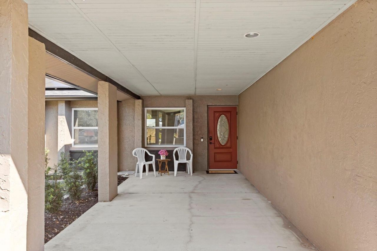 6809 CIRCLECREEK DRIVE Pinellas Park, FL 33781