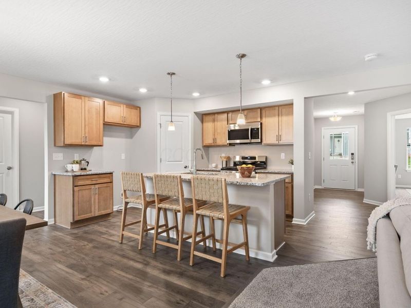 695 Erickson Avenue, Columbus, OH 43213 Photo 2