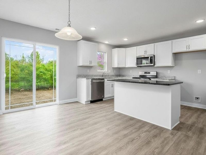 695 Erickson Avenue, Columbus, OH 43213 Photo 3