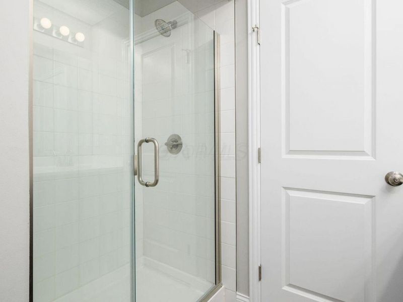 695 Erickson Avenue, Columbus, OH 43213 Photo 8