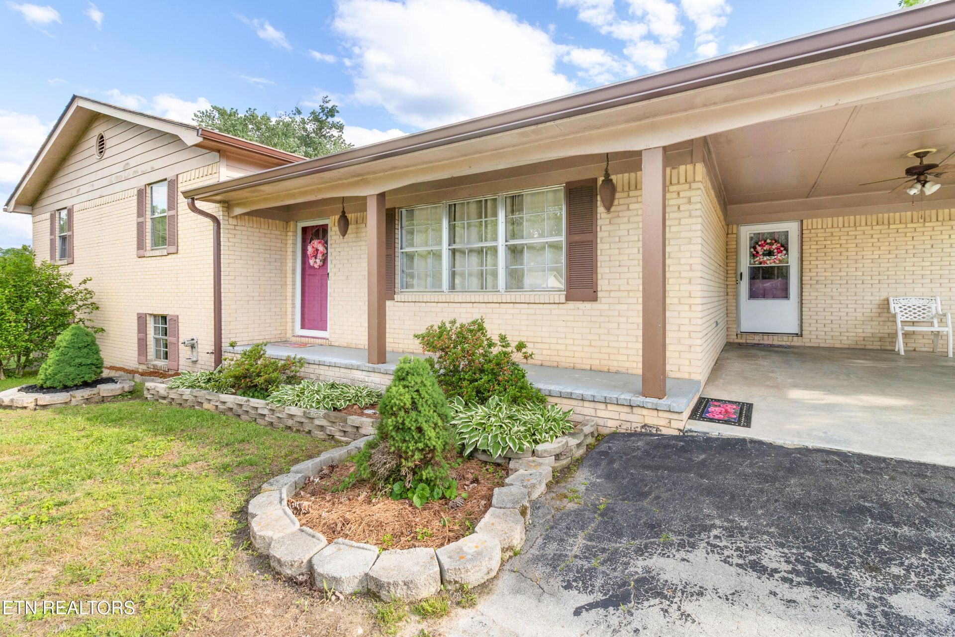 2010 SE Falcon Lane, Cleveland, TN 37323 Main Photo