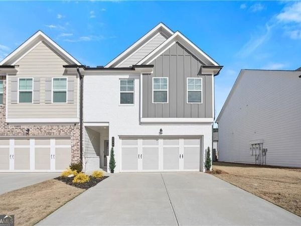 5209 Fox Den Road, Oakwood, GA 30566