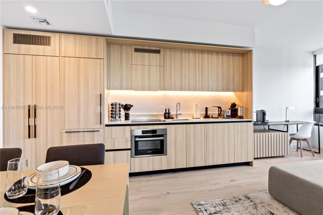 225 N Miami Ave, Unit 1102, Miami, FL 33128 Photo