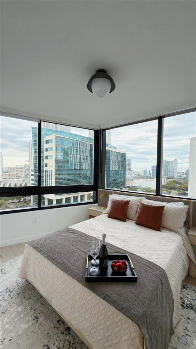 225 N Miami Ave , Unit 1102, Miami, FL 33128 Photo