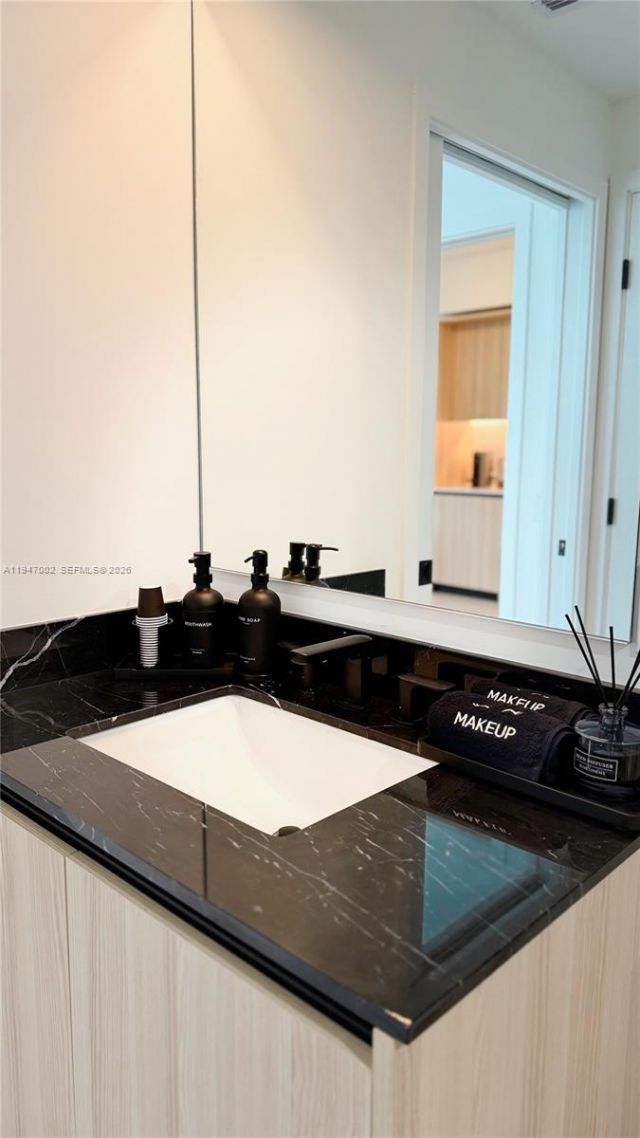 225 N Miami Ave , Unit 1102, Miami, FL 33128 Photo