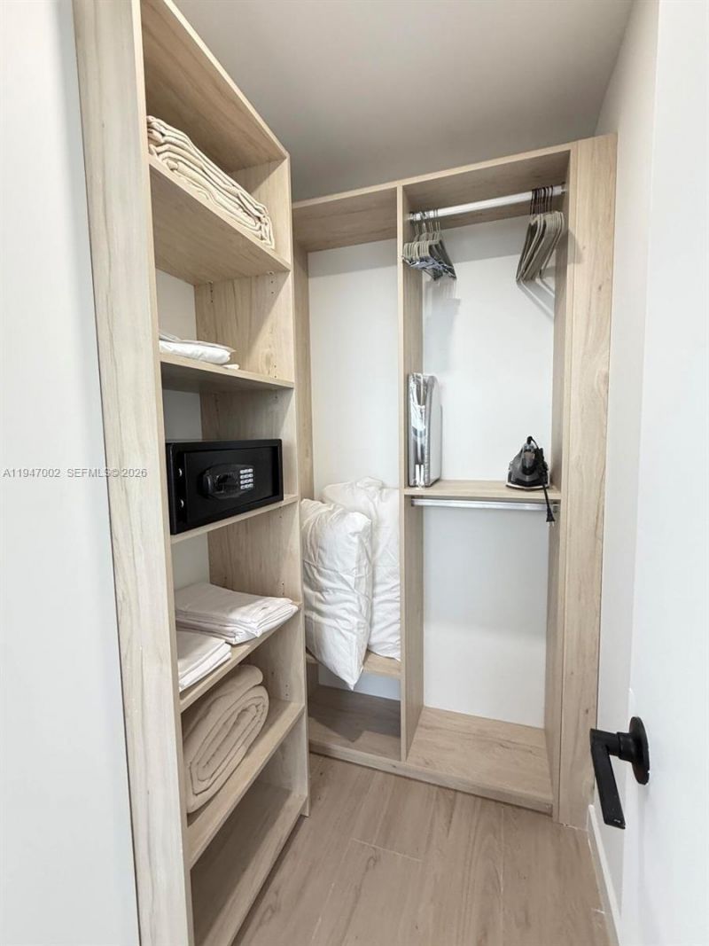 225 N Miami Ave , Unit 1102, Miami, FL 33128 Photo