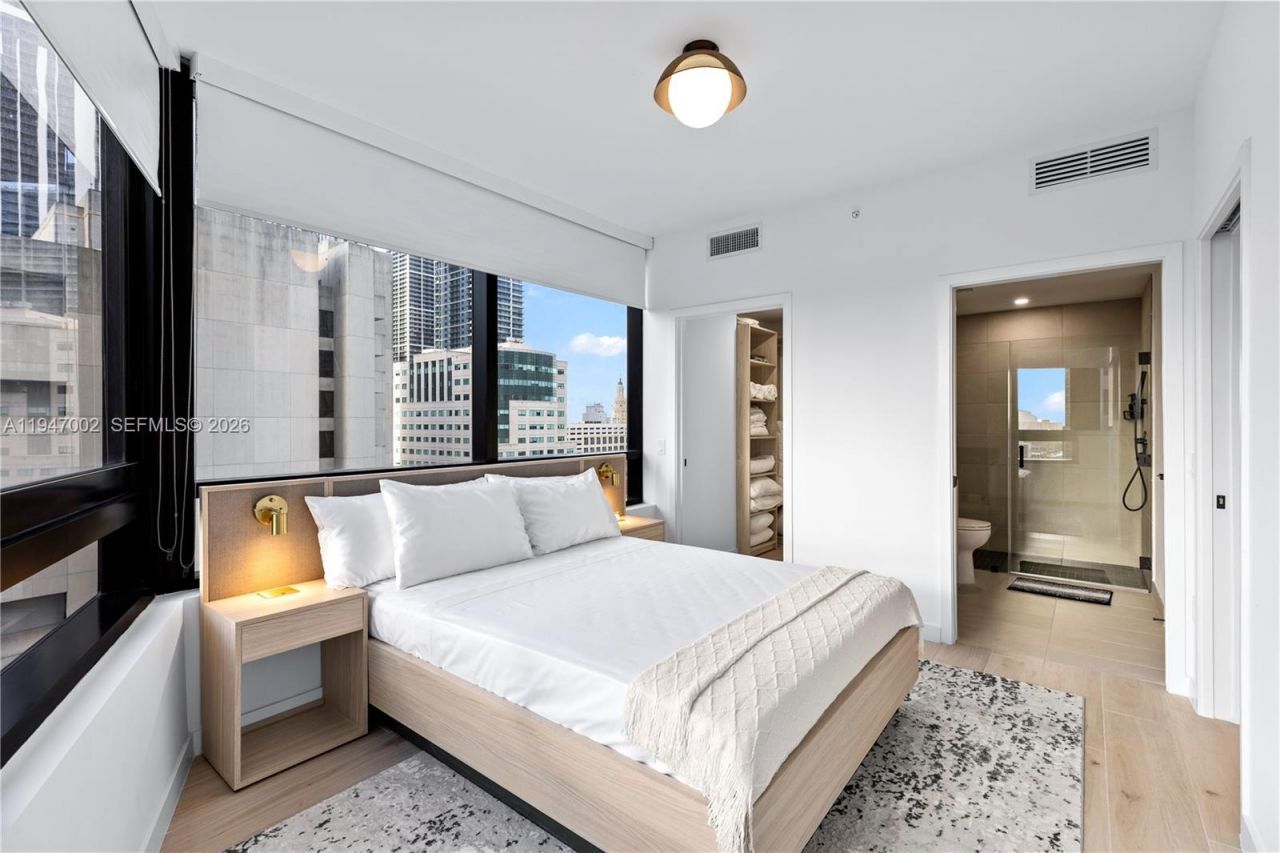 225 N Miami Ave, Unit 1102, Miami, FL 33128 Photo