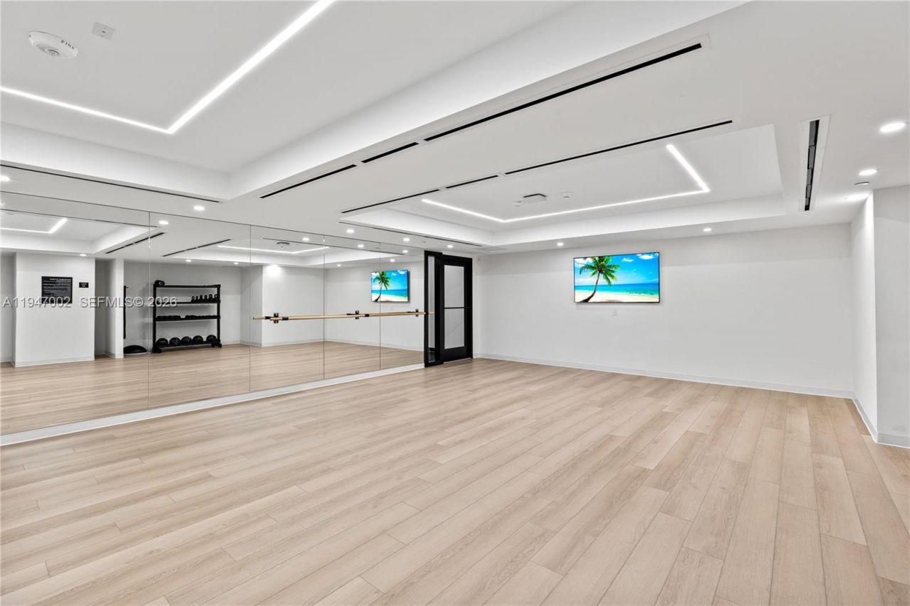 225 N Miami Ave, Unit 1102, Miami, FL 33128 Photo