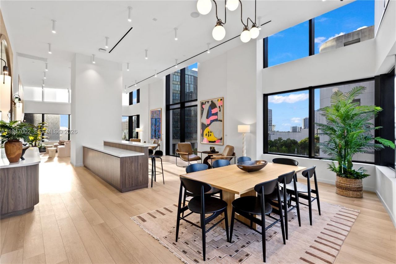 225 N Miami Ave, Unit 1102, Miami, FL 33128 Photo