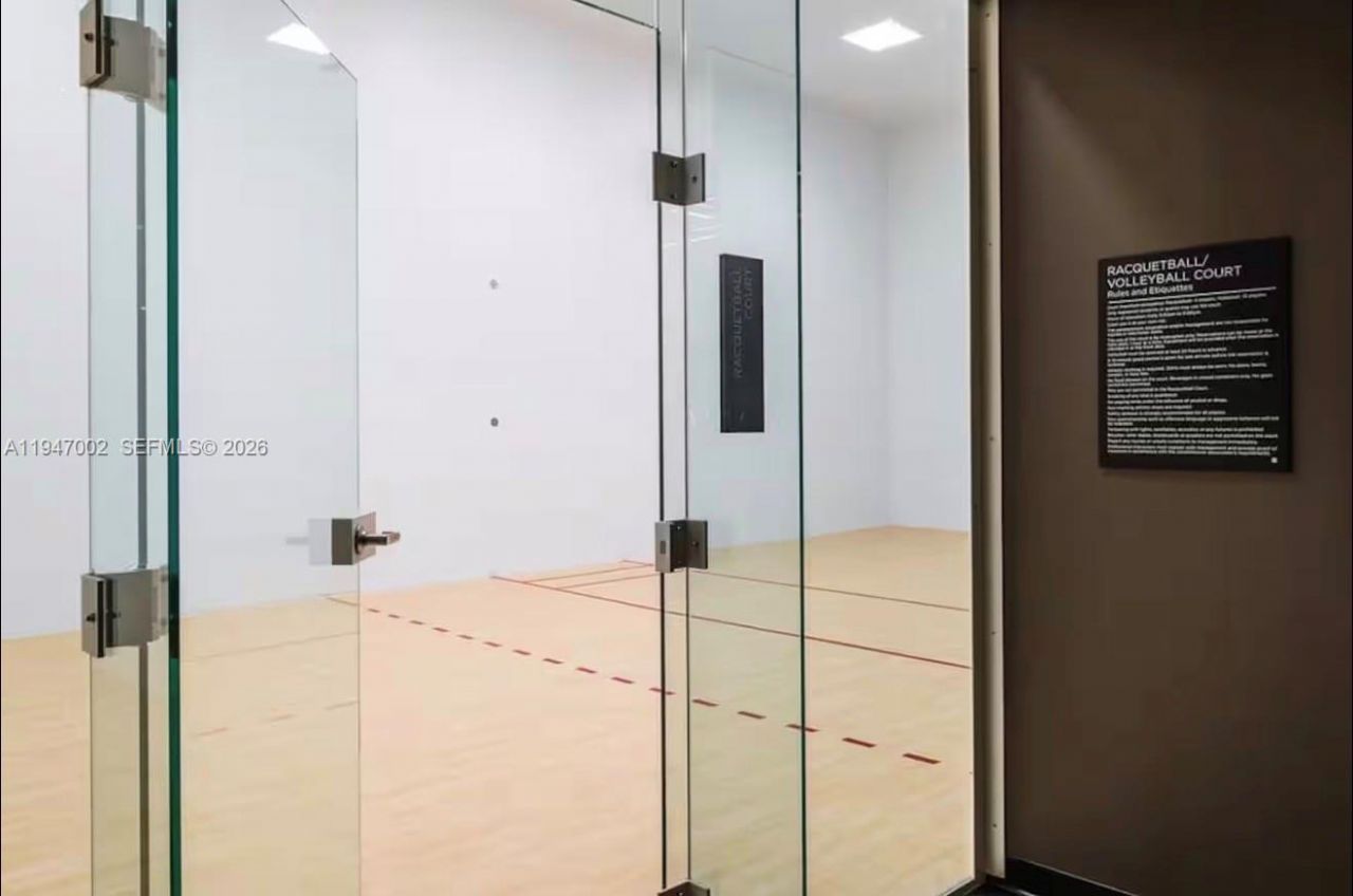 225 N Miami Ave , Unit 1102, Miami, FL 33128 Photo