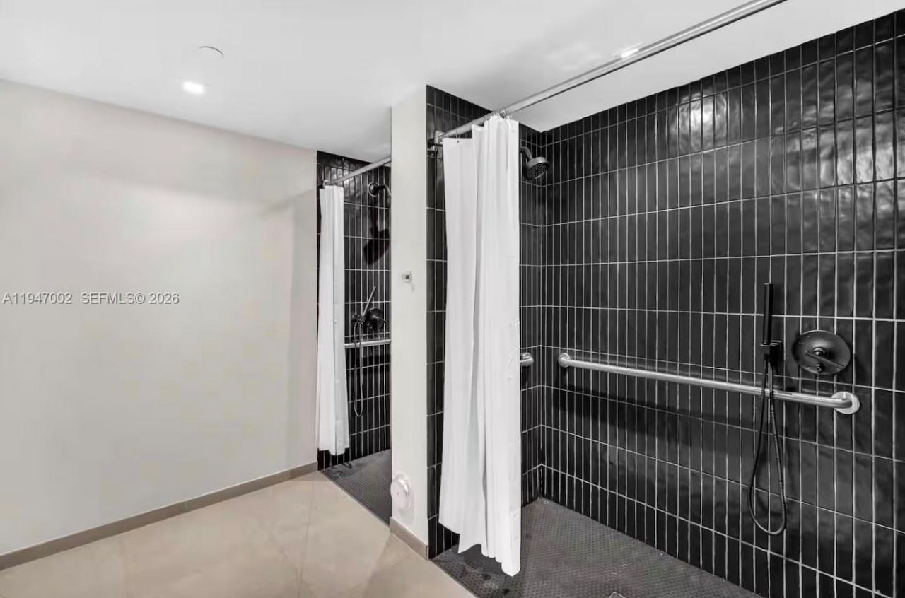 225 N Miami Ave , Unit 1102, Miami, FL 33128 Photo