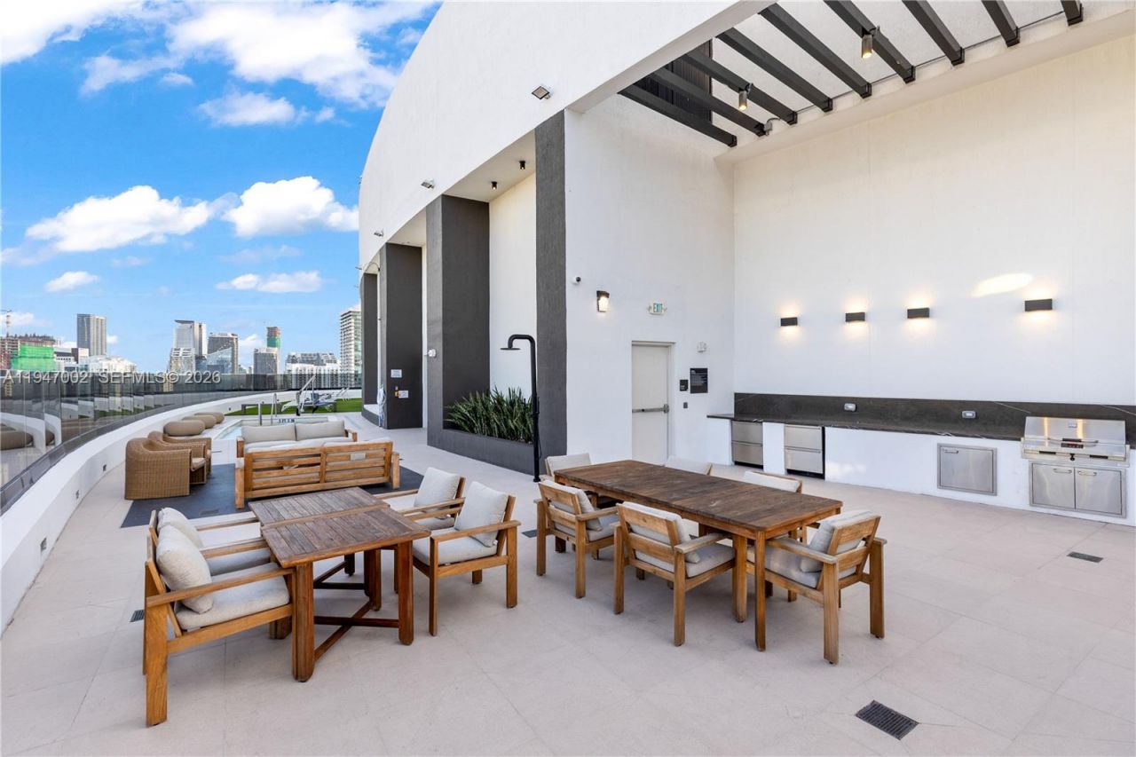 225 N Miami Ave, Unit 1102, Miami, FL 33128 Photo