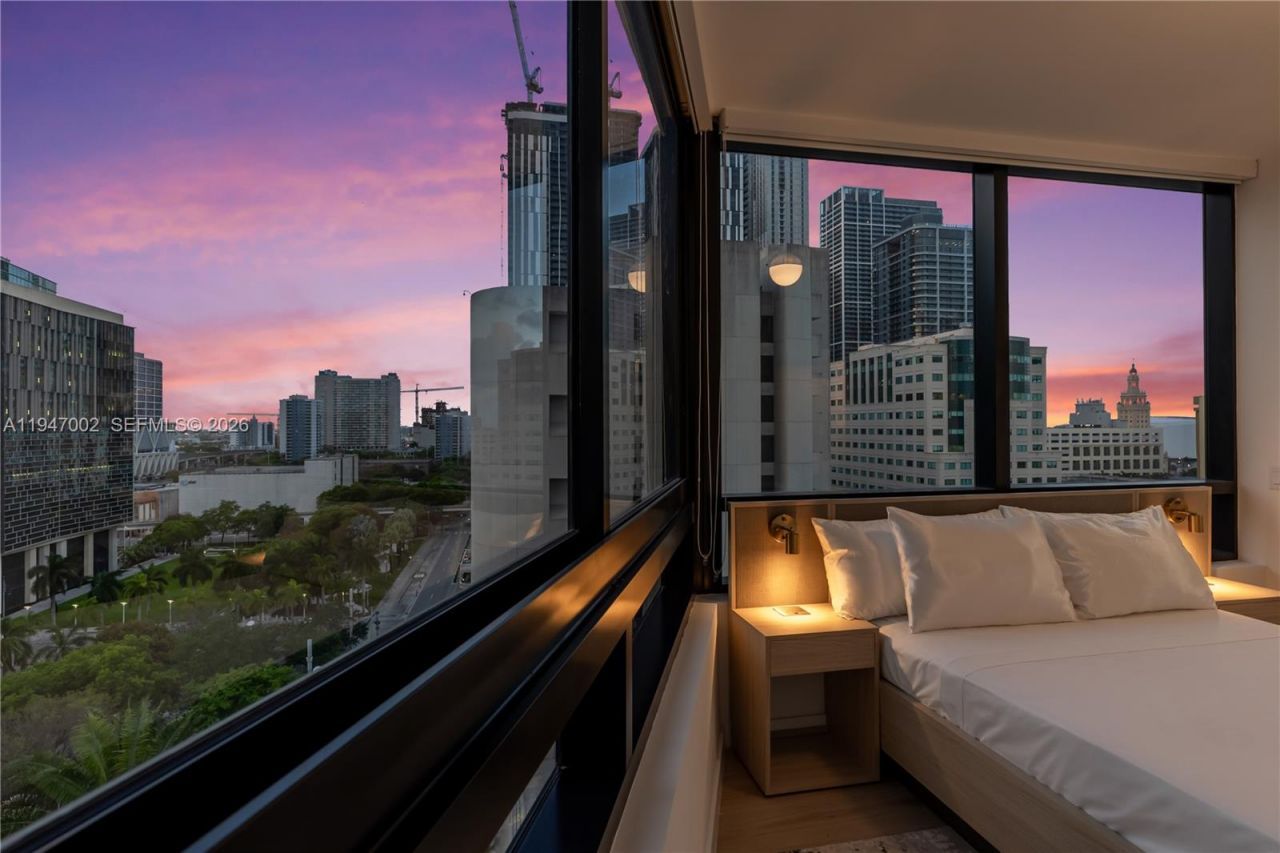 225 N Miami Ave, Unit 1102, Miami, FL 33128 Photo