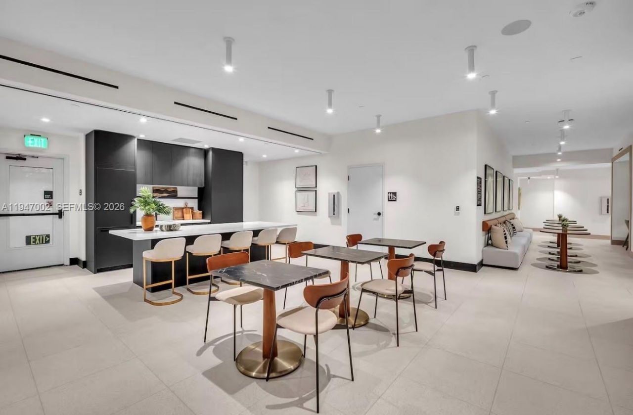 225 N Miami Ave , Unit 1102, Miami, FL 33128 Photo