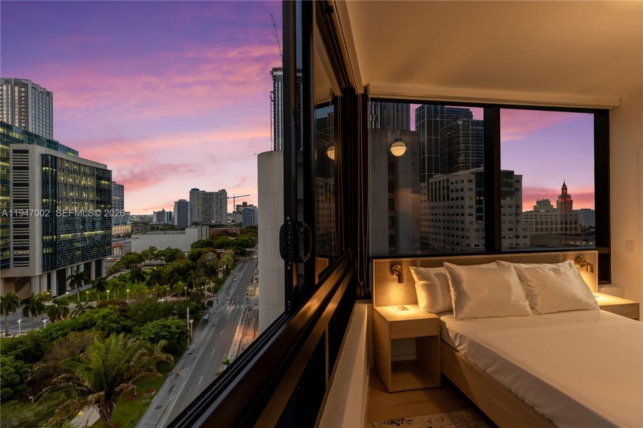 225 N Miami Ave, Unit 1102, Miami, FL 33128 Photo