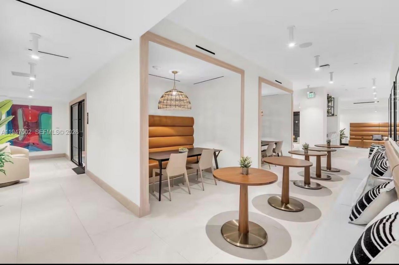 225 N Miami Ave , Unit 1102, Miami, FL 33128 Photo