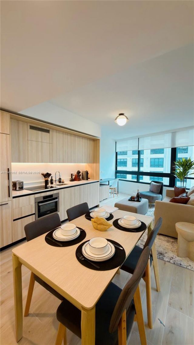 225 N Miami Ave , Unit 1102, Miami, FL 33128 Photo