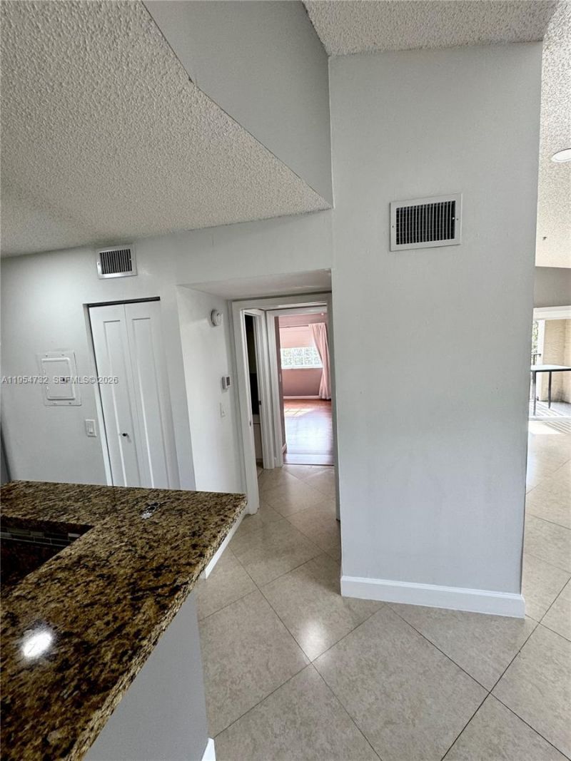 2133 Renaissance Blvd, Unit 307, Miramar, FL 33025 Photo