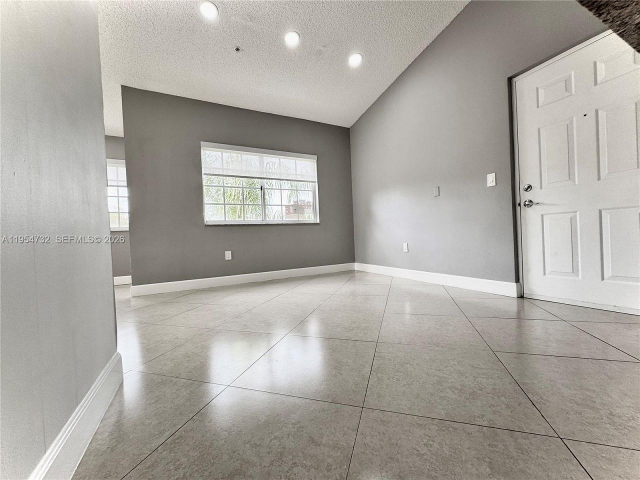 2133 Renaissance Blvd, Unit 307, Miramar, FL 33025 Photo