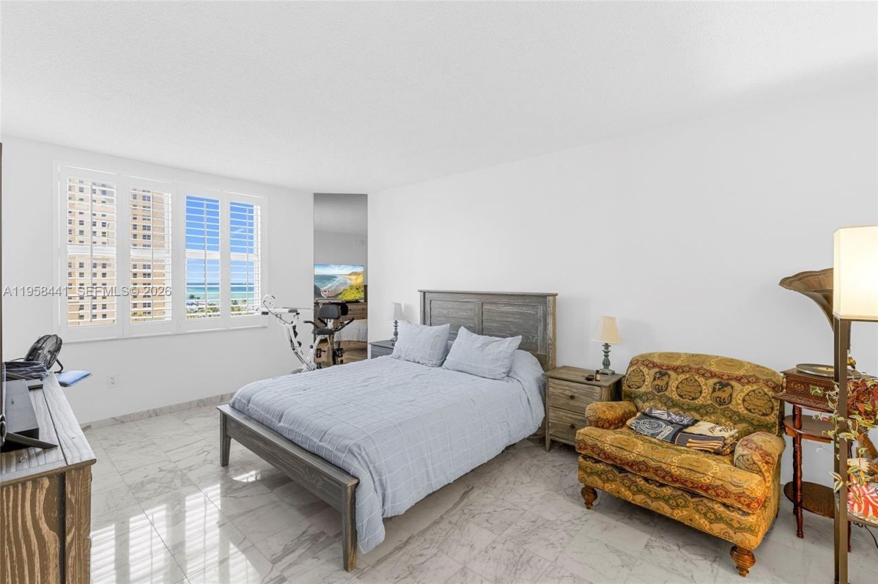 1950 S Ocean Dr, Unit #5F, Hallandale Beach, FL 33009 Photo