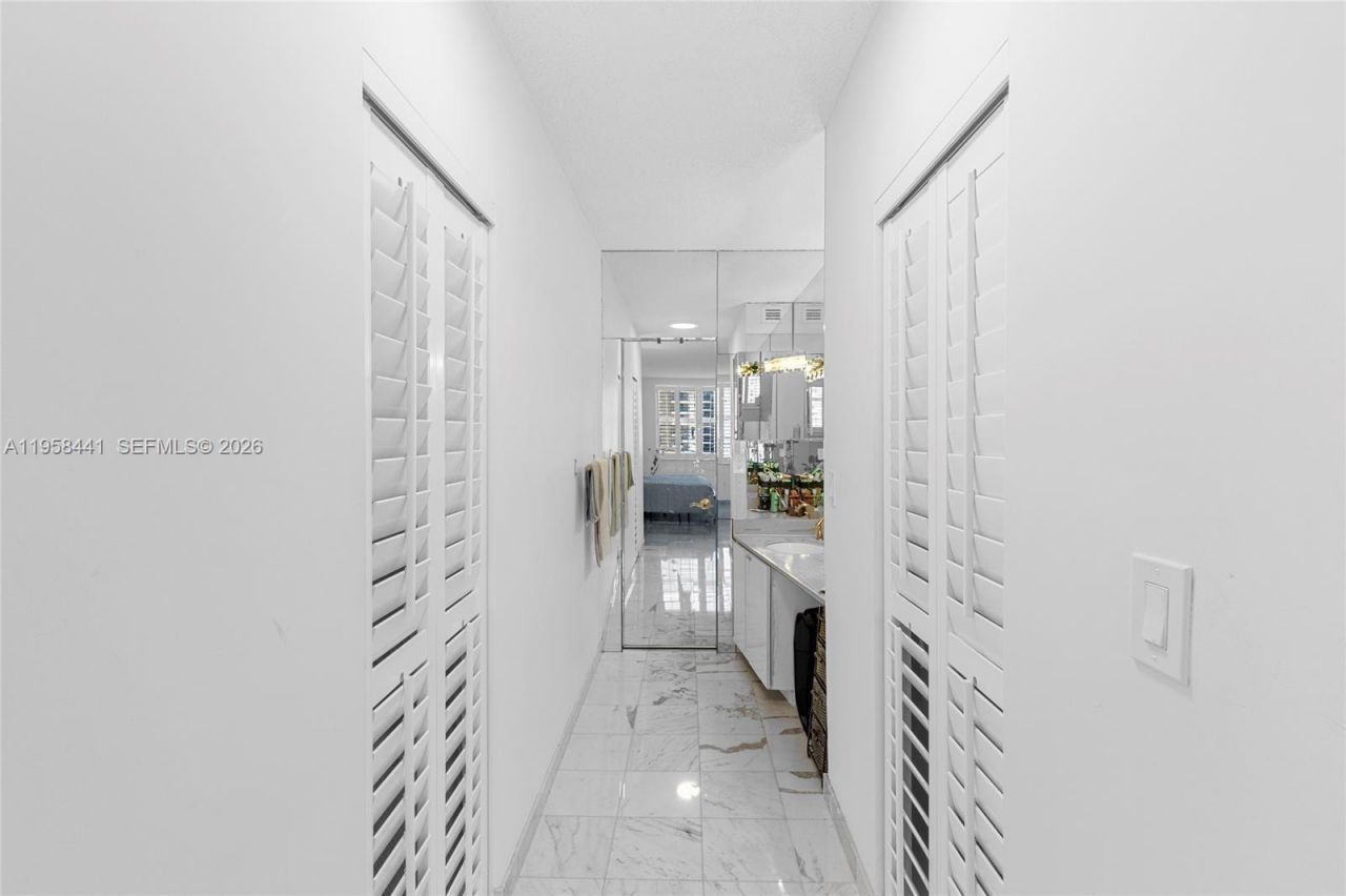1950 S Ocean Dr, Unit #5F, Hallandale Beach, FL 33009 Photo
