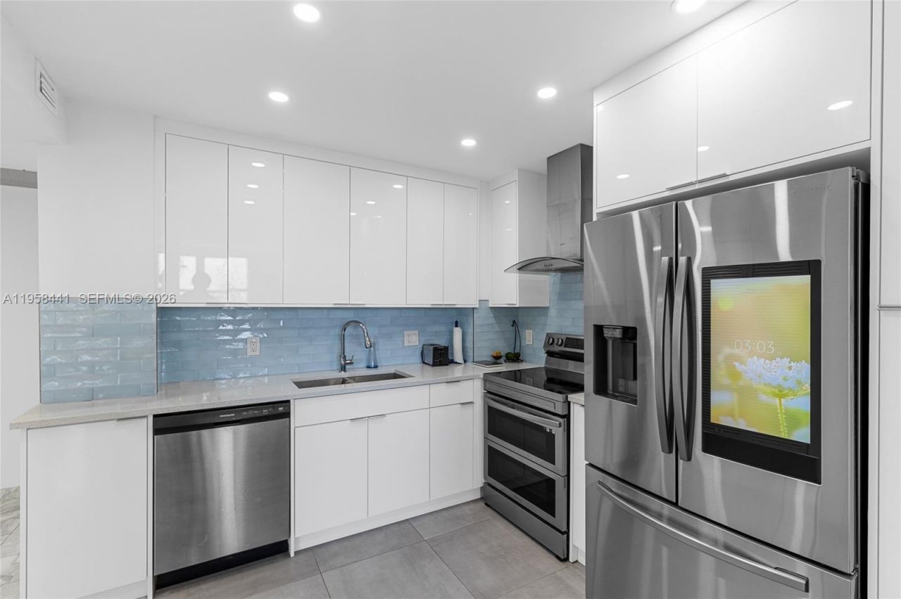 1950 S Ocean Dr, Unit #5F, Hallandale Beach, FL 33009 Photo