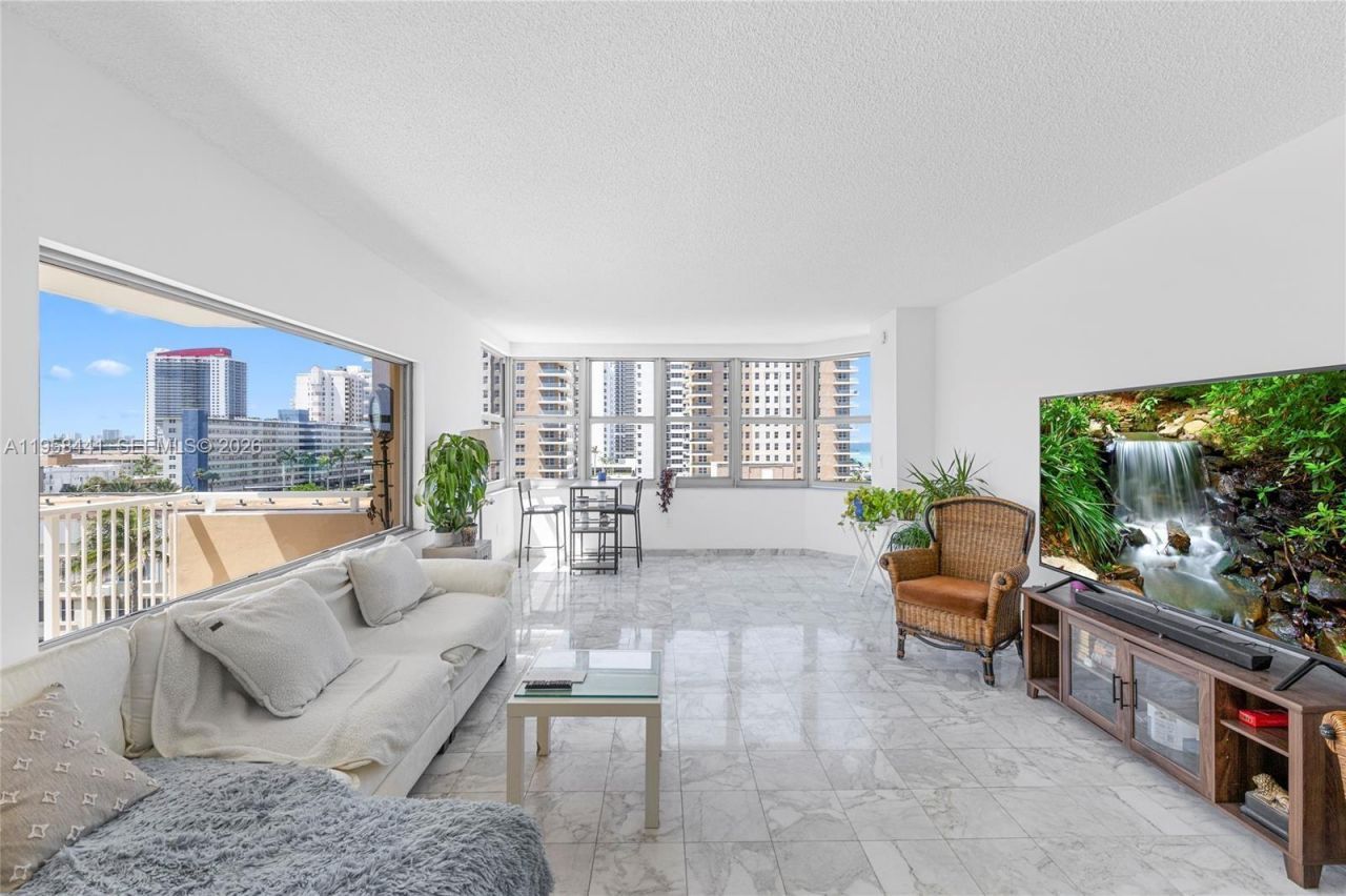 1950 S Ocean Dr, Unit #5F, Hallandale Beach, FL 33009 Photo