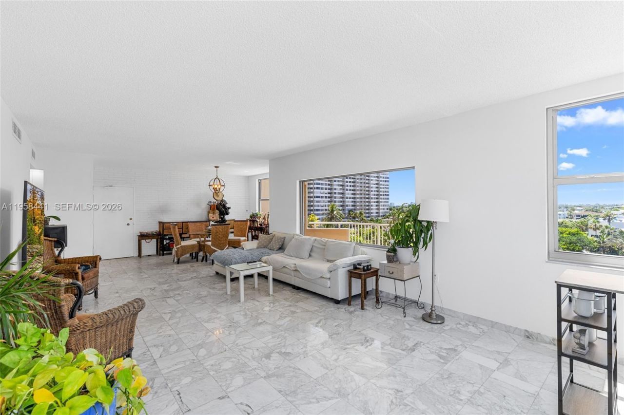 1950 S Ocean Dr, Unit #5F, Hallandale Beach, FL 33009 Photo