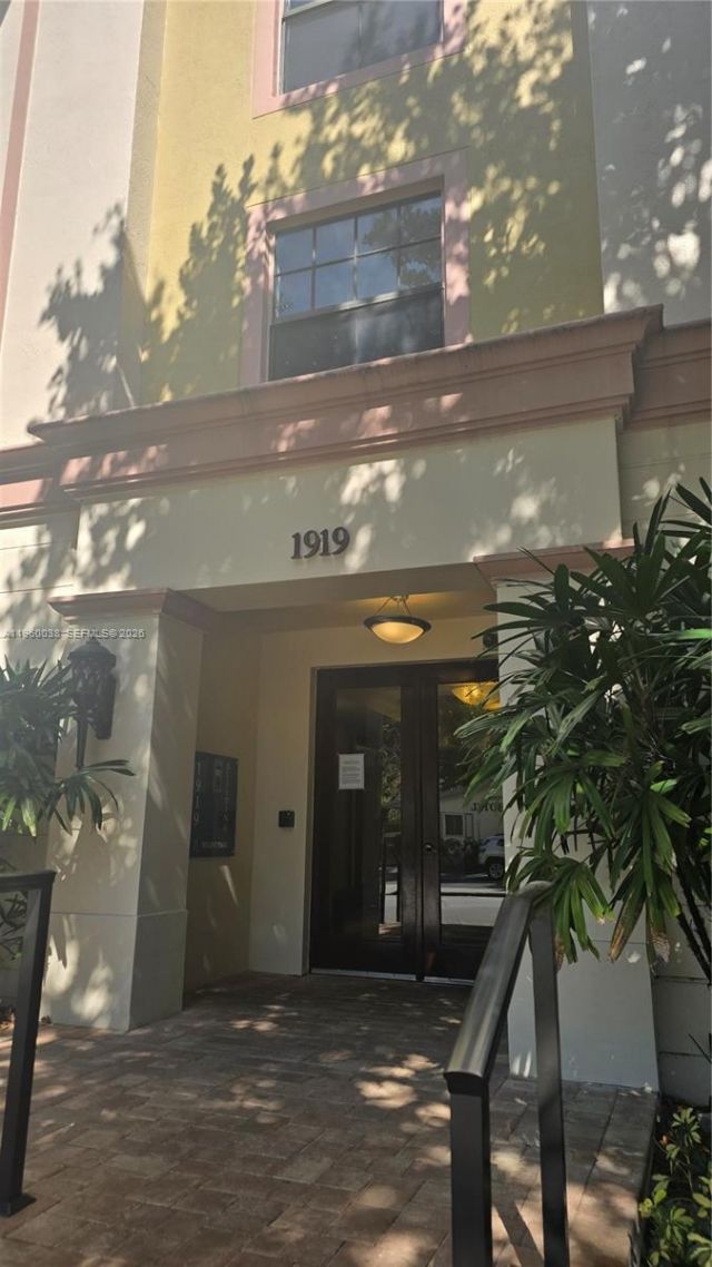 1919 Van Buren St, Unit 411A, Hollywood, FL 33020 Photo