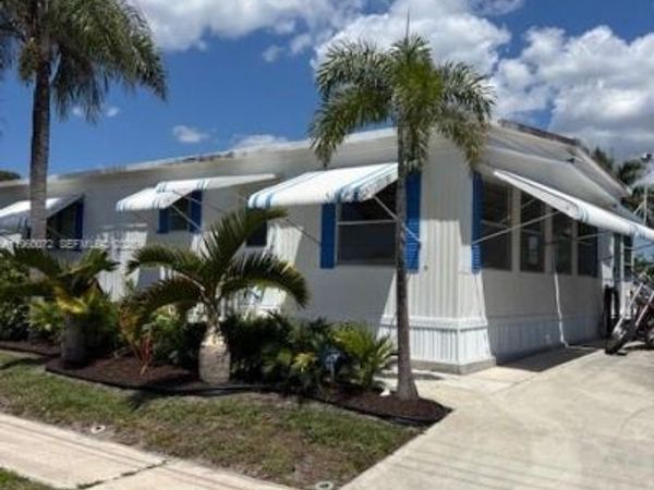 4201 Mocking Bird Dr , Boynton Beach, FL 33436