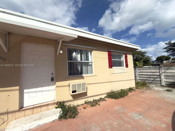 1942 Thomas St, Unit C, Hollywood, FL 33020