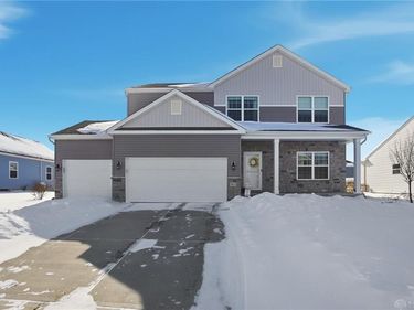3022 Snowdrop Court, Tipp City, OH 45371