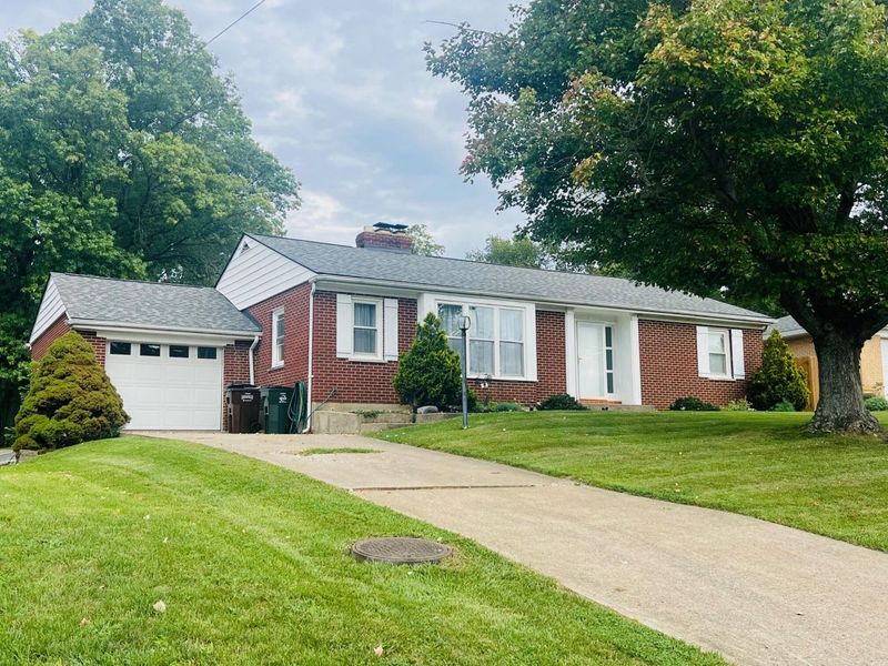 714 St Matthews Circle, Taylor Mill, KY 41015 Photo 1