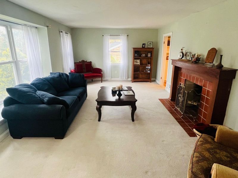 714 St Matthews Circle, Taylor Mill, KY 41015 Photo 3