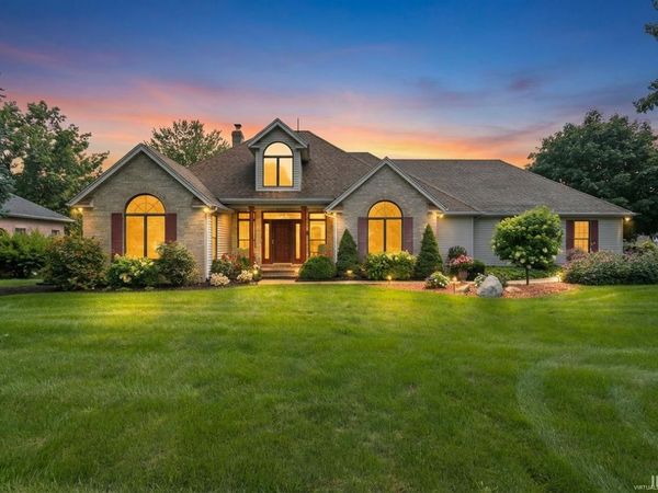 59390 High Pointe Drive, South Bend, IN 46614