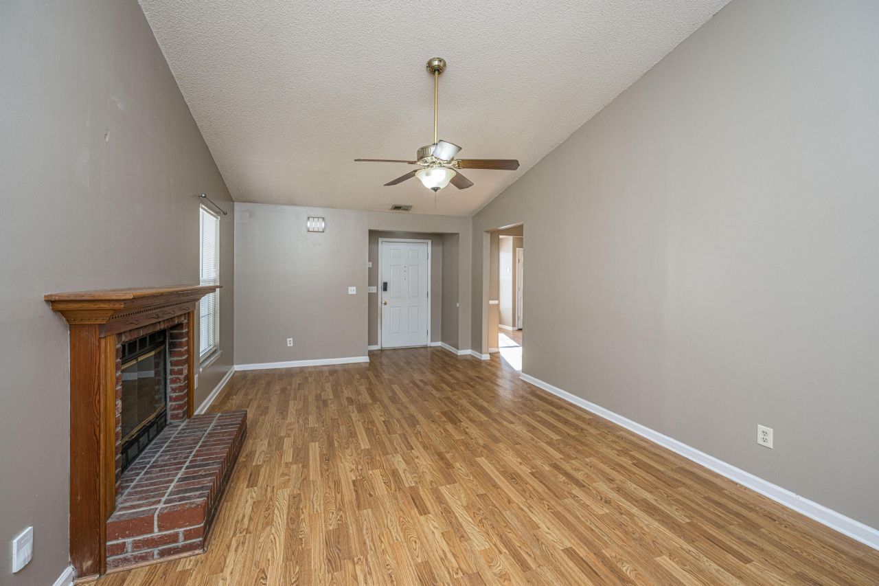 218 Okehampton Drive Photo 13