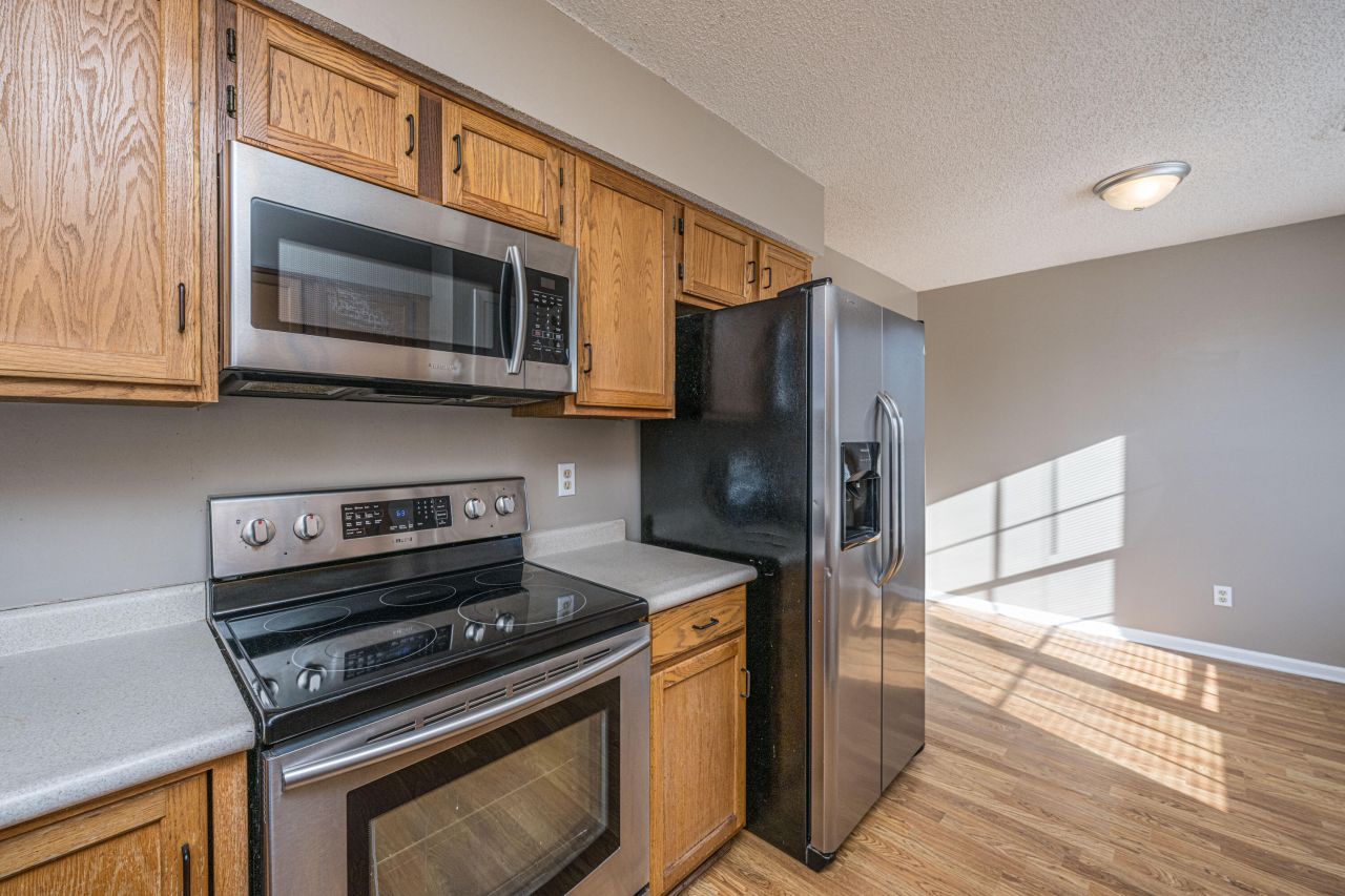 218 Okehampton Drive Photo 19