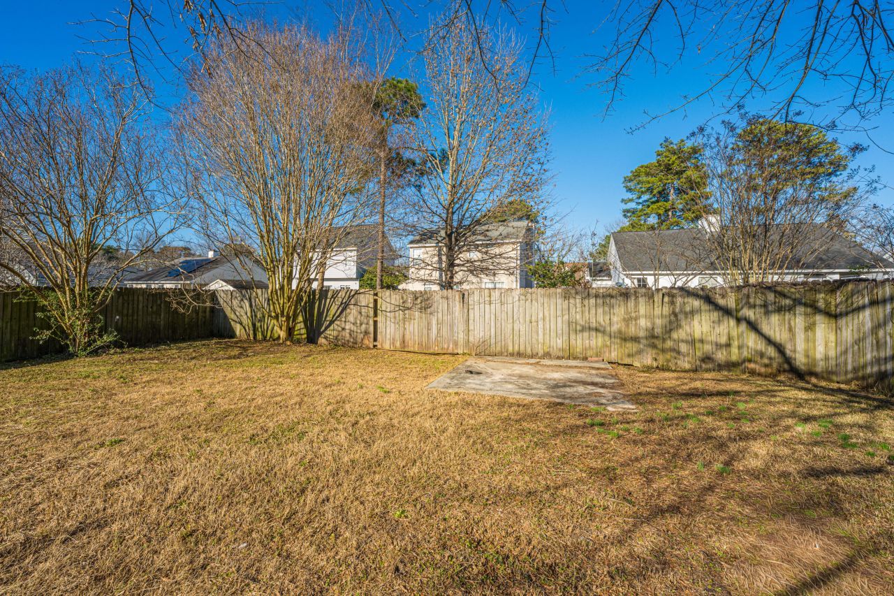 218 Okehampton Drive Photo 43