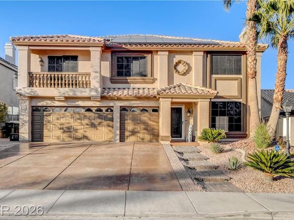 8224 Deer Springs Way, Las Vegas, NV 89149