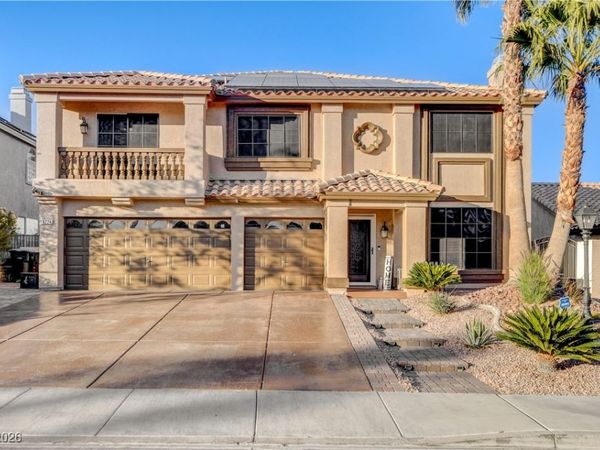 8224 Deer Springs Way , Las Vegas, NV 89149