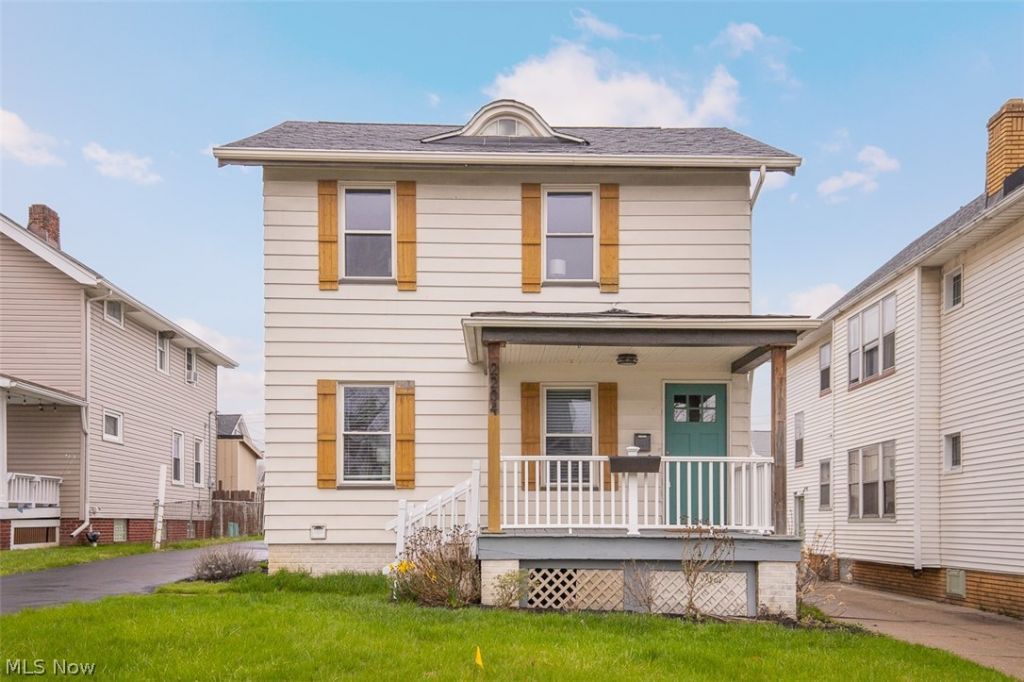 2204 Bunts Road, Lakewood, OH 44107 Main Photo